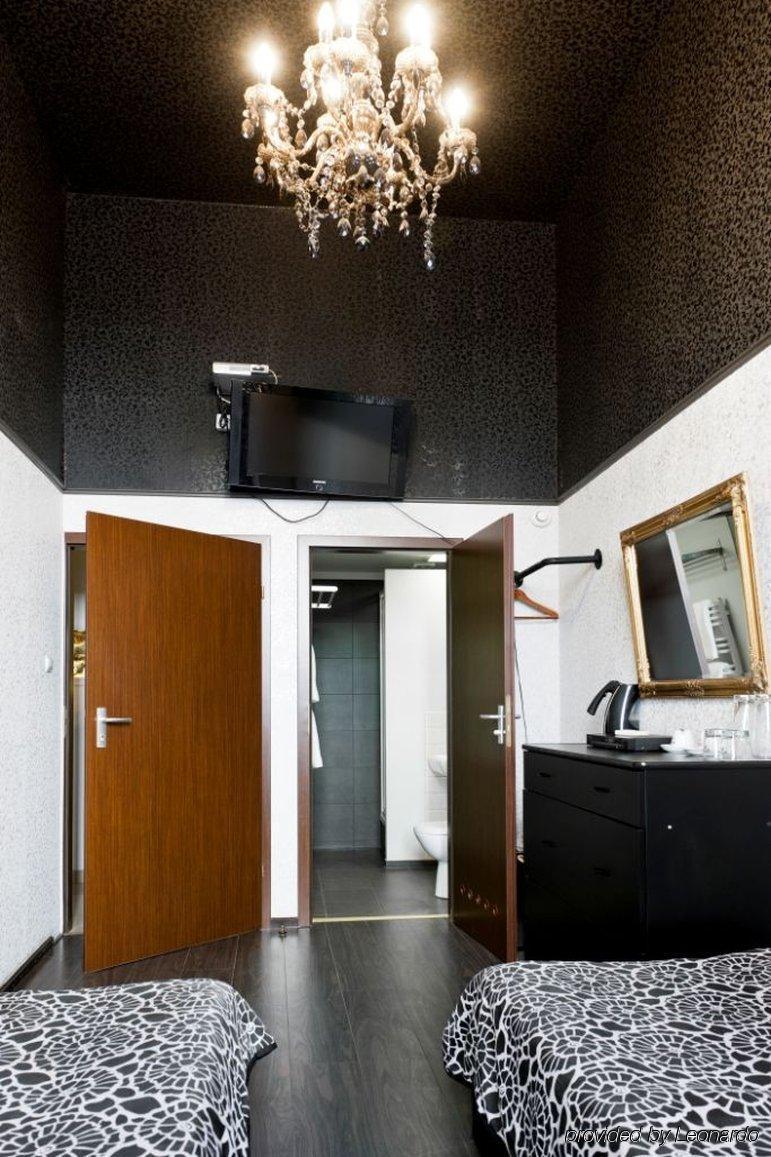 Pergamin Apartments Krakow Room photo